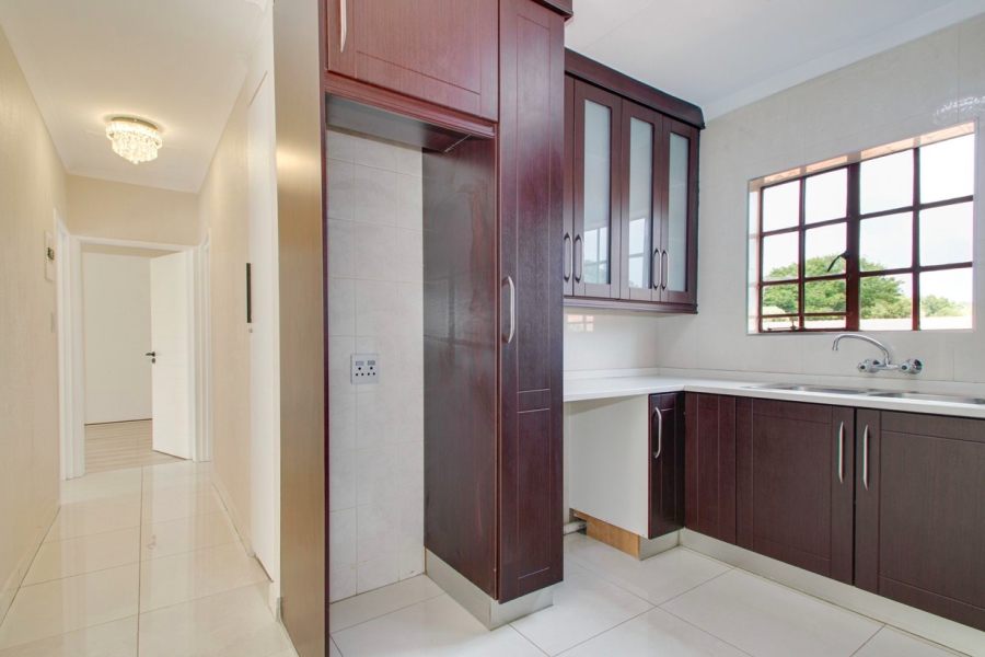2 Bedroom Property for Sale in Boskruin Gauteng