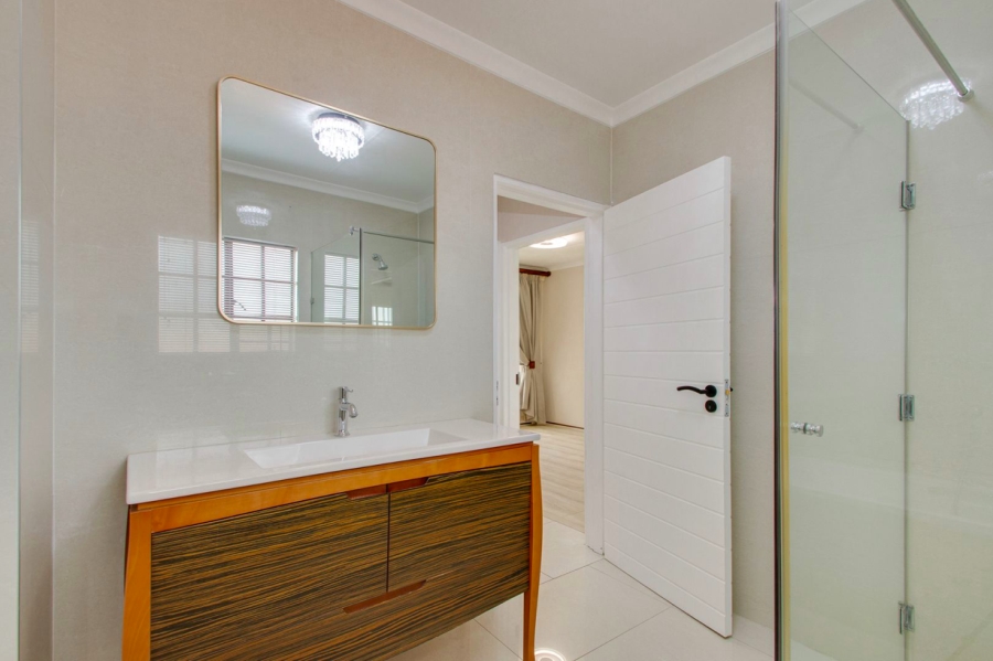 2 Bedroom Property for Sale in Boskruin Gauteng