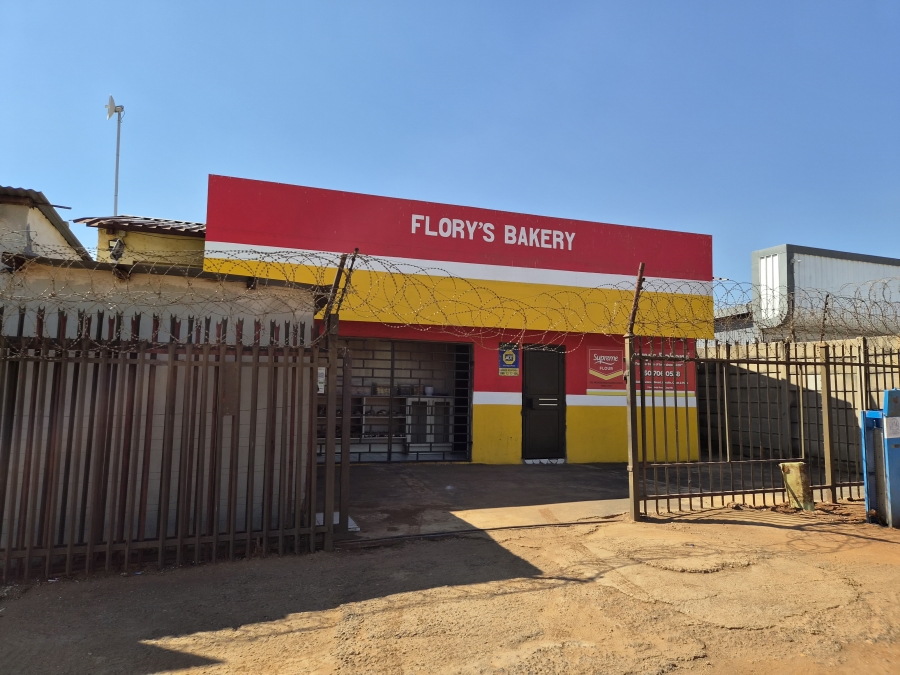 Commercial Property for Sale in Clayville Gauteng