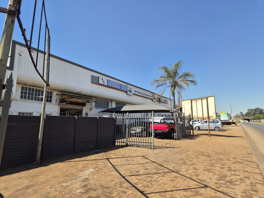 Commercial Property for Sale in Clayville Gauteng