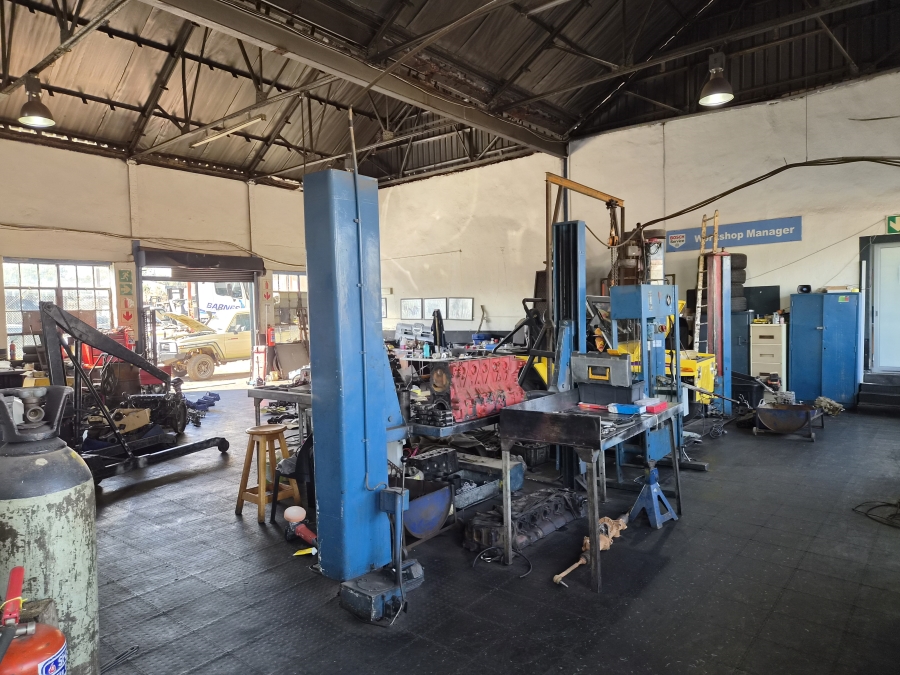 Commercial Property for Sale in Clayville Gauteng