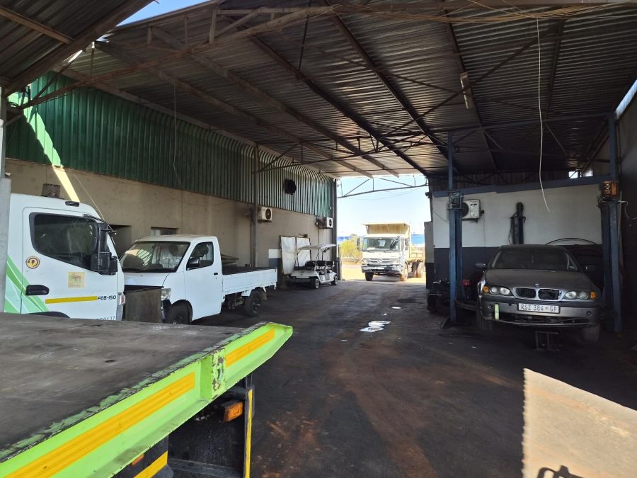 Commercial Property for Sale in Clayville Gauteng