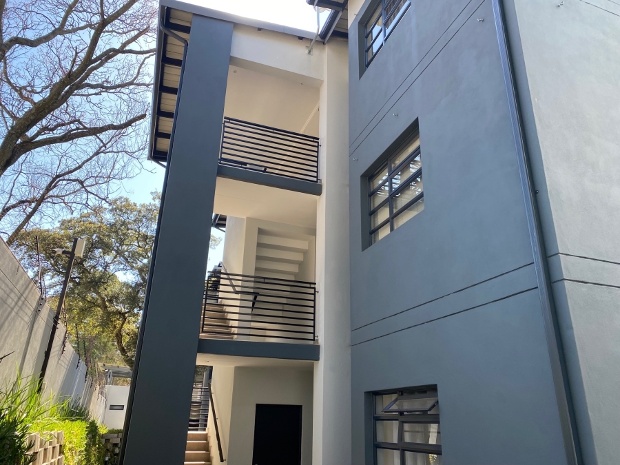 To Let 2 Bedroom Property for Rent in Bryanston Gauteng