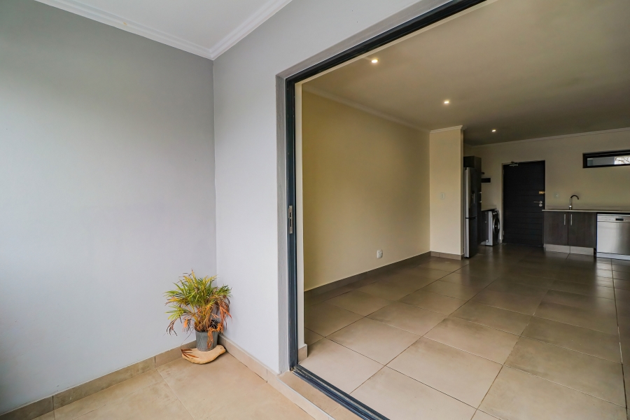 To Let 2 Bedroom Property for Rent in Bryanston Gauteng