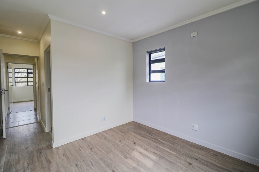 To Let 2 Bedroom Property for Rent in Bryanston Gauteng
