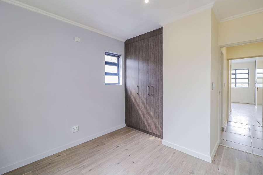 To Let 2 Bedroom Property for Rent in Bryanston Gauteng