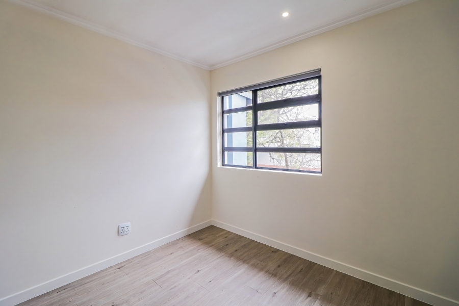 To Let 2 Bedroom Property for Rent in Bryanston Gauteng