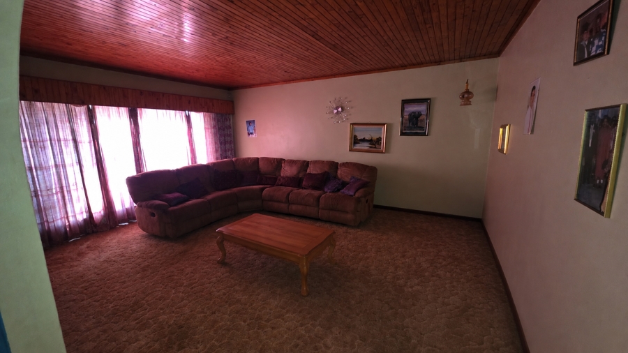 5 Bedroom Property for Sale in Annlin Gauteng