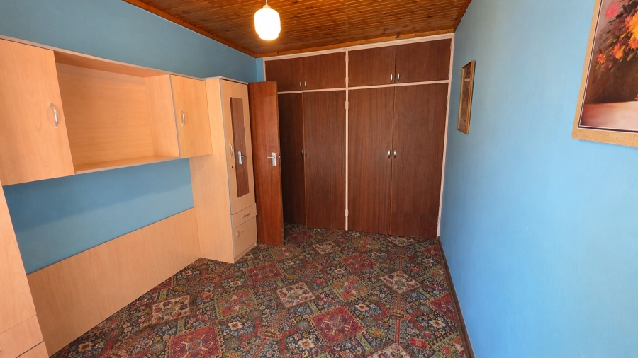 5 Bedroom Property for Sale in Annlin Gauteng