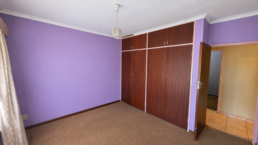5 Bedroom Property for Sale in Annlin Gauteng