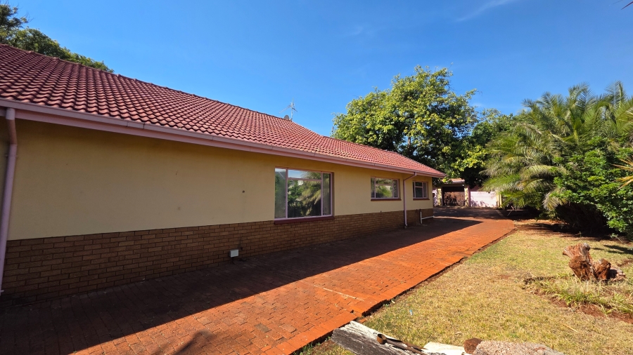 5 Bedroom Property for Sale in Annlin Gauteng