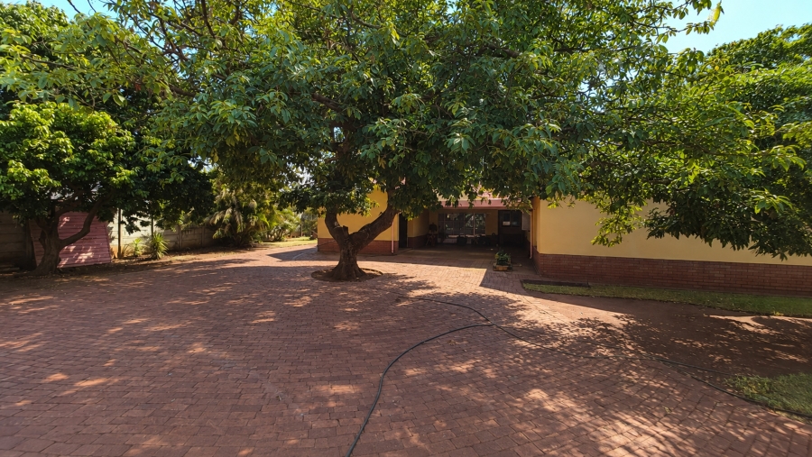 5 Bedroom Property for Sale in Annlin Gauteng