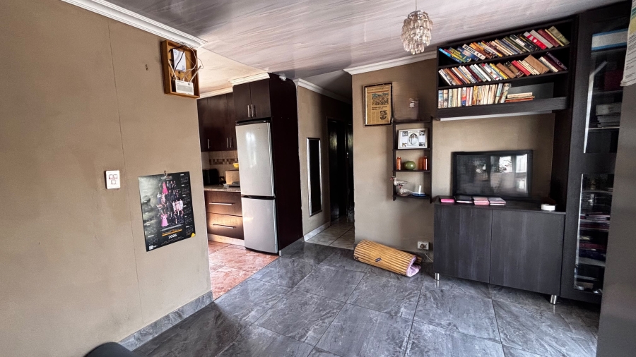3 Bedroom Property for Sale in Vosloorus Ext 6 Gauteng