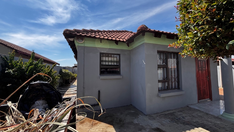3 Bedroom Property for Sale in Vosloorus Ext 6 Gauteng