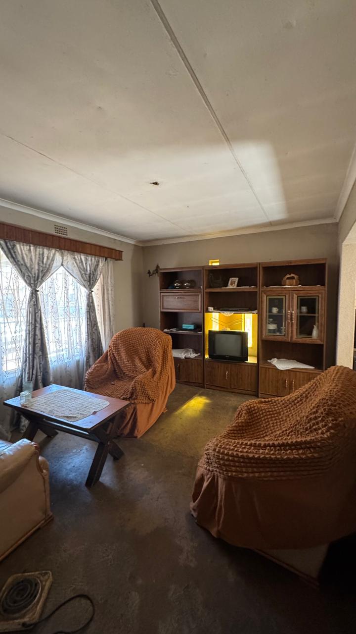 5 Bedroom Property for Sale in Tsakane Ext 5 Gauteng