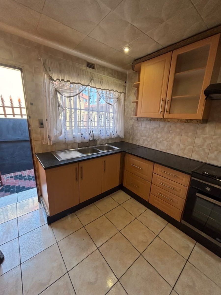 3 Bedroom Property for Sale in Vosloorus Gauteng