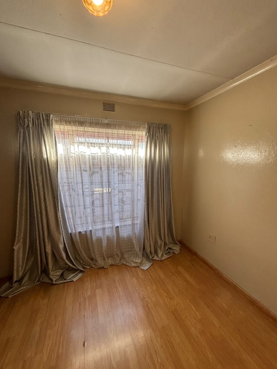 3 Bedroom Property for Sale in Vosloorus Gauteng