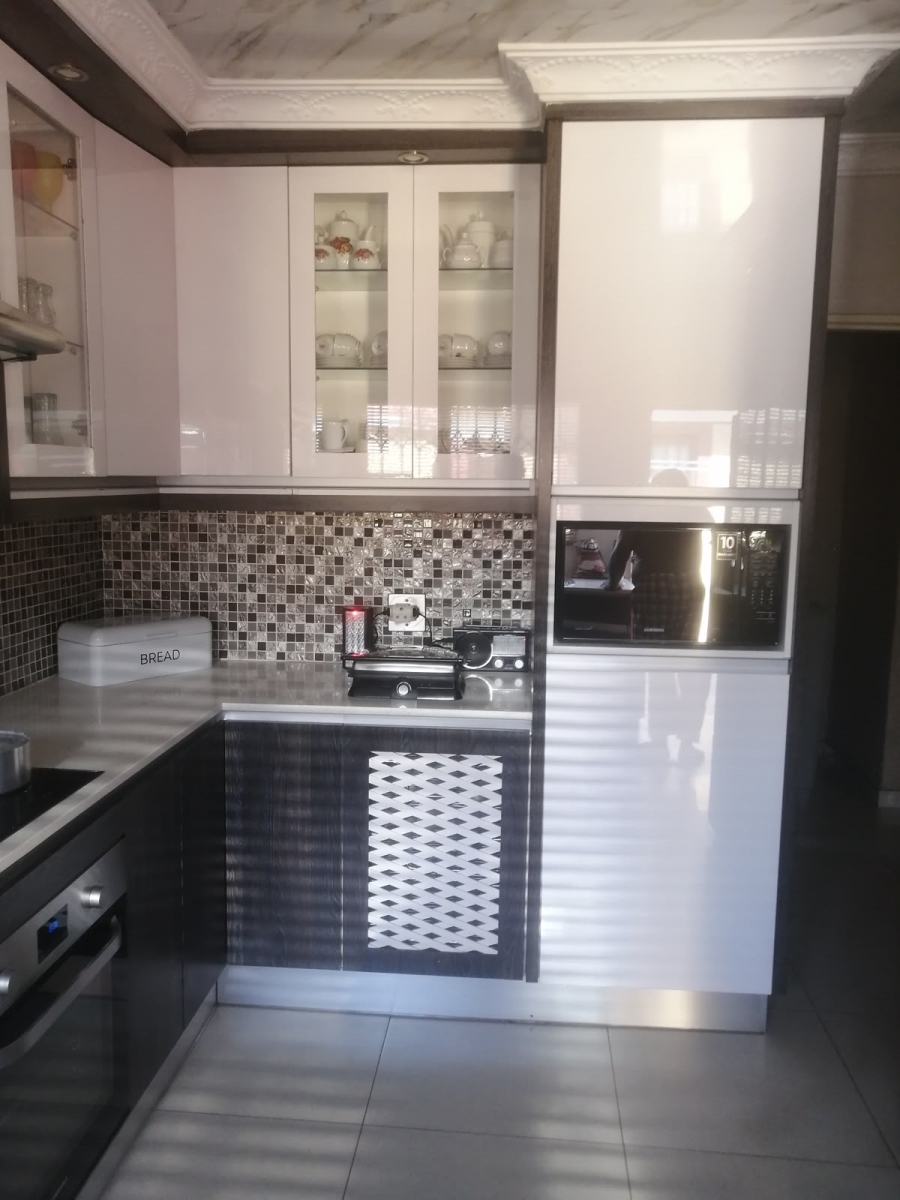 2 Bedroom Property for Sale in Twala Gauteng