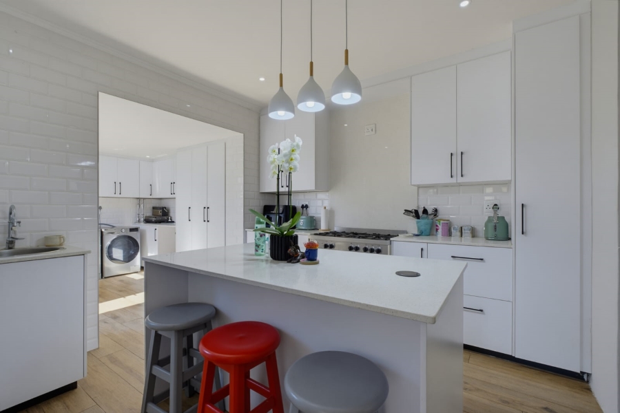 3 Bedroom Property for Sale in Thornhill Estate Gauteng