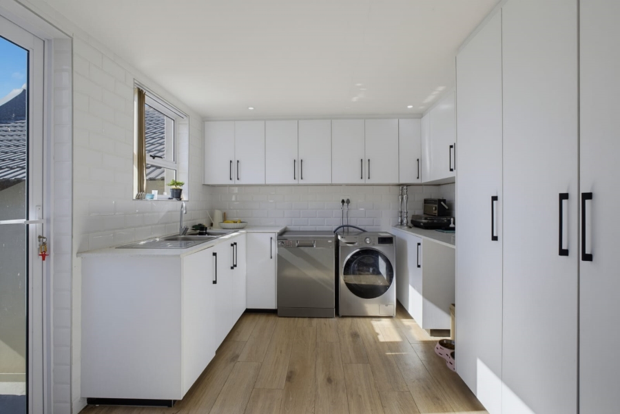3 Bedroom Property for Sale in Thornhill Estate Gauteng