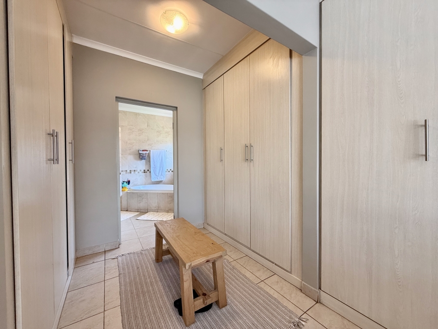 3 Bedroom Property for Sale in The Meadows Gauteng