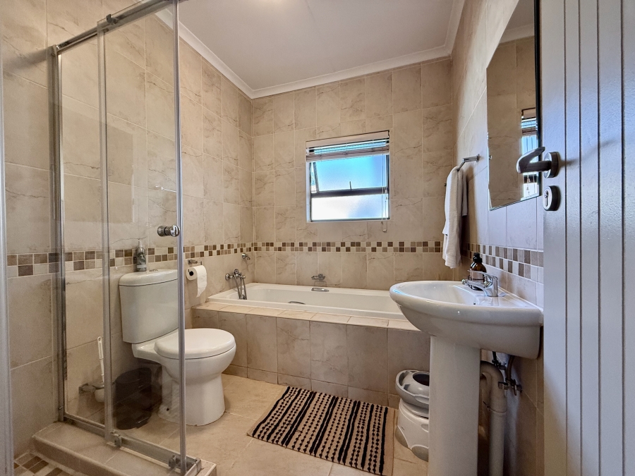 3 Bedroom Property for Sale in The Meadows Gauteng