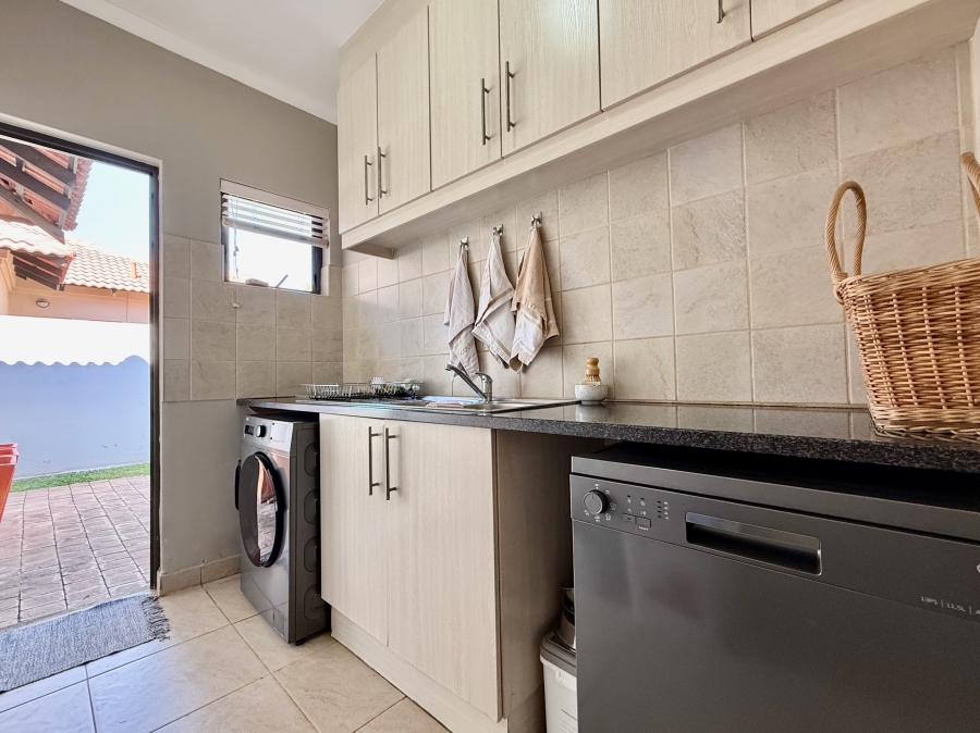 3 Bedroom Property for Sale in The Meadows Gauteng