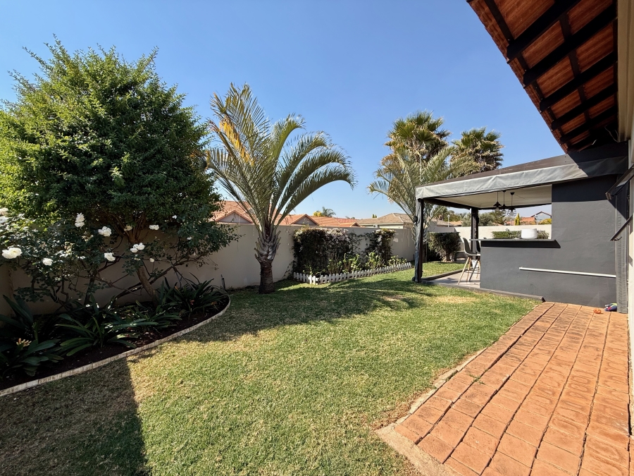 3 Bedroom Property for Sale in The Meadows Gauteng