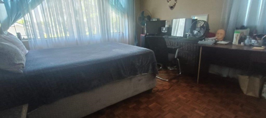 5 Bedroom Property for Sale in Pretoria Gardens Gauteng