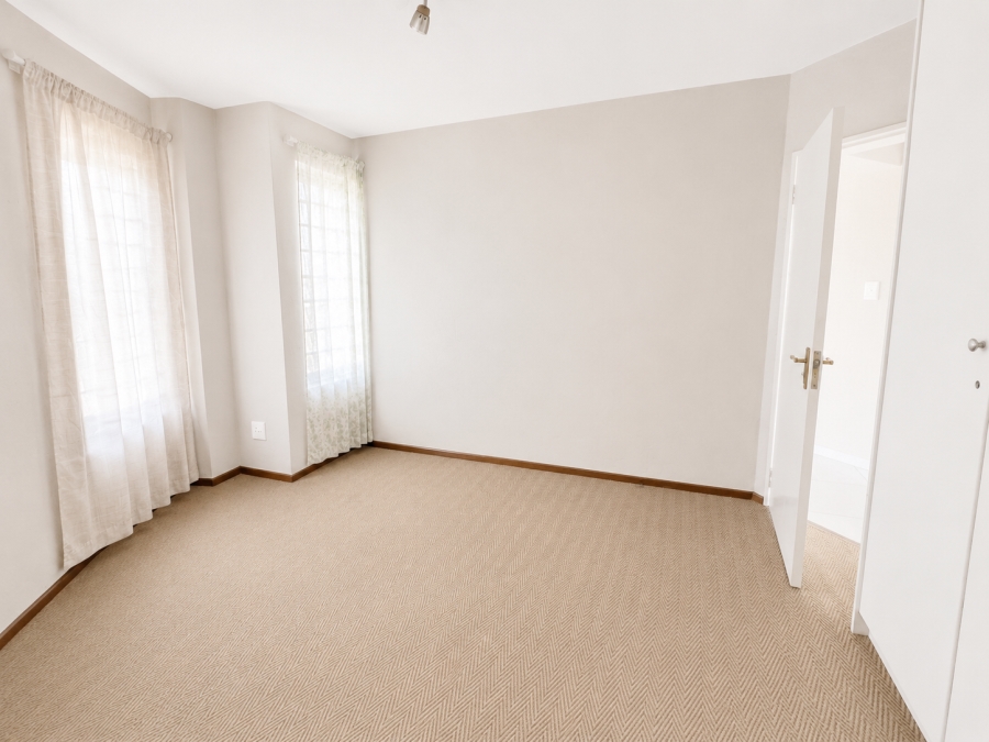 To Let 2 Bedroom Property for Rent in Fourways Gauteng