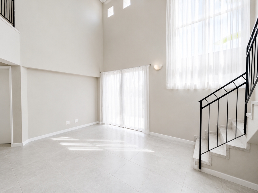 To Let 2 Bedroom Property for Rent in Fourways Gauteng
