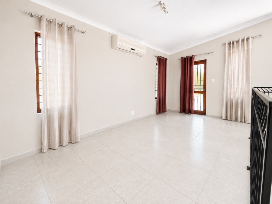To Let 2 Bedroom Property for Rent in Fourways Gauteng