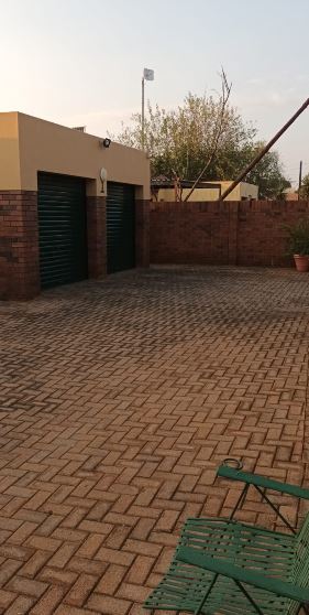 3 Bedroom Property for Sale in Westonaria Gauteng