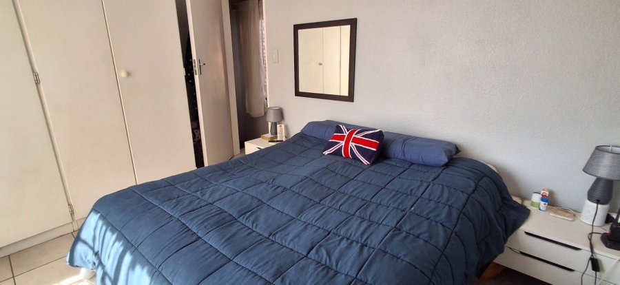 2 Bedroom Property for Sale in Wilgeheuwel Gauteng