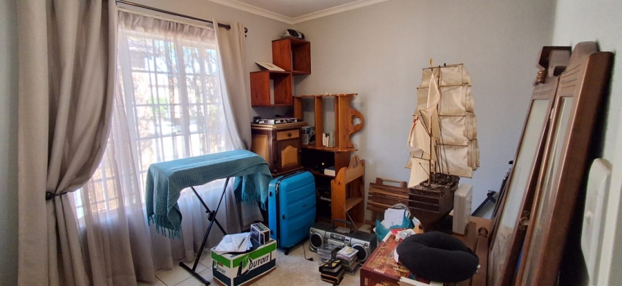 2 Bedroom Property for Sale in Wilgeheuwel Gauteng