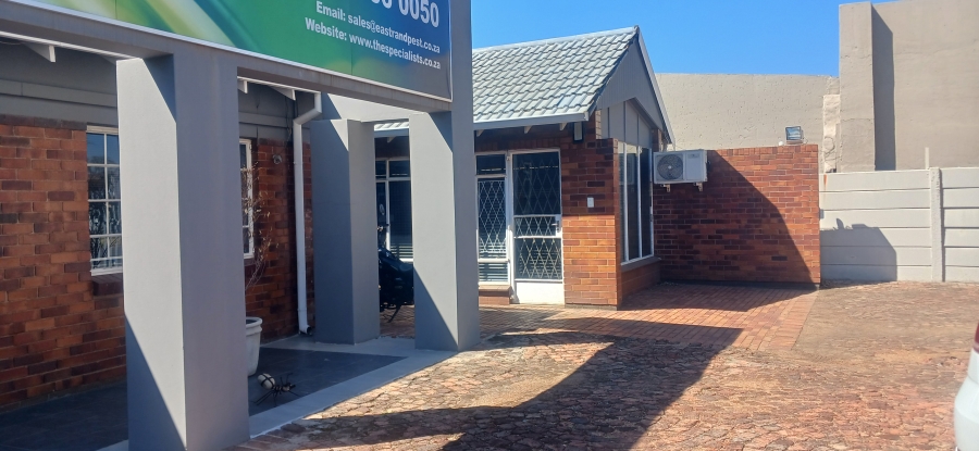 Commercial Property for Sale in Hurlyvale Gauteng