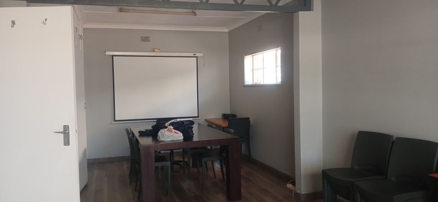 Commercial Property for Sale in Hurlyvale Gauteng