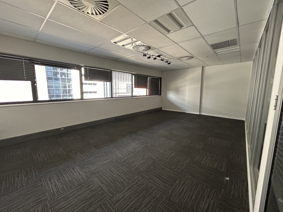 To Let Commercial Property for Rent in Vorna Valley Gauteng
