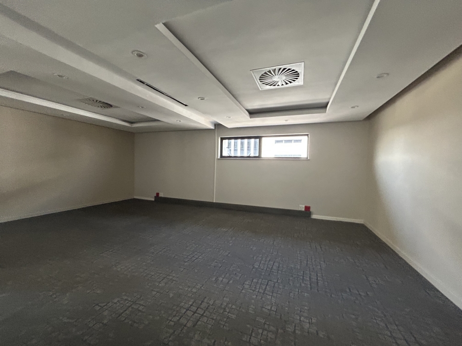 To Let Commercial Property for Rent in Vorna Valley Gauteng