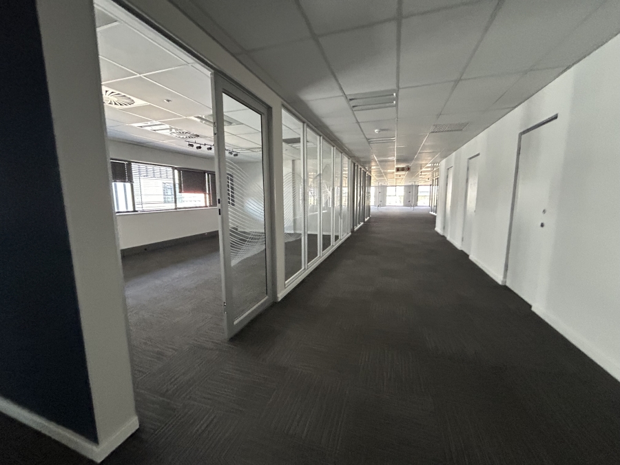 To Let Commercial Property for Rent in Vorna Valley Gauteng