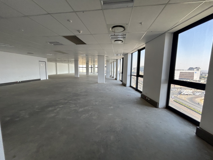 To Let Commercial Property for Rent in Vorna Valley Gauteng