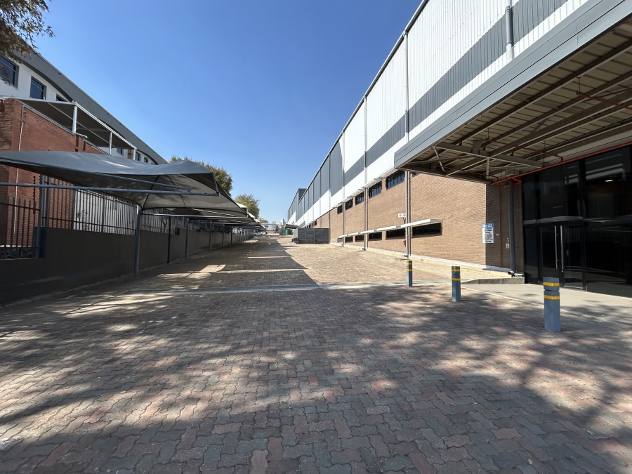 To Let Commercial Property for Rent in Halfway House Gauteng