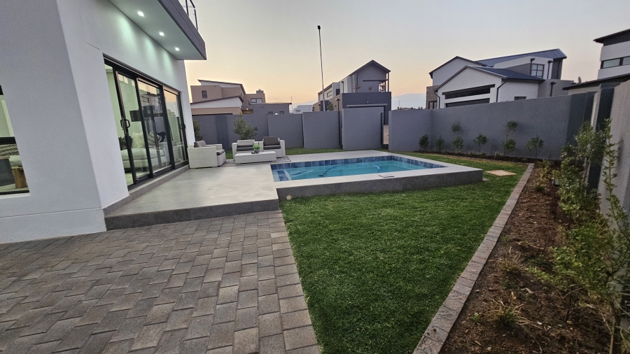 4 Bedroom Property for Sale in Fountainbrook Estate Gauteng