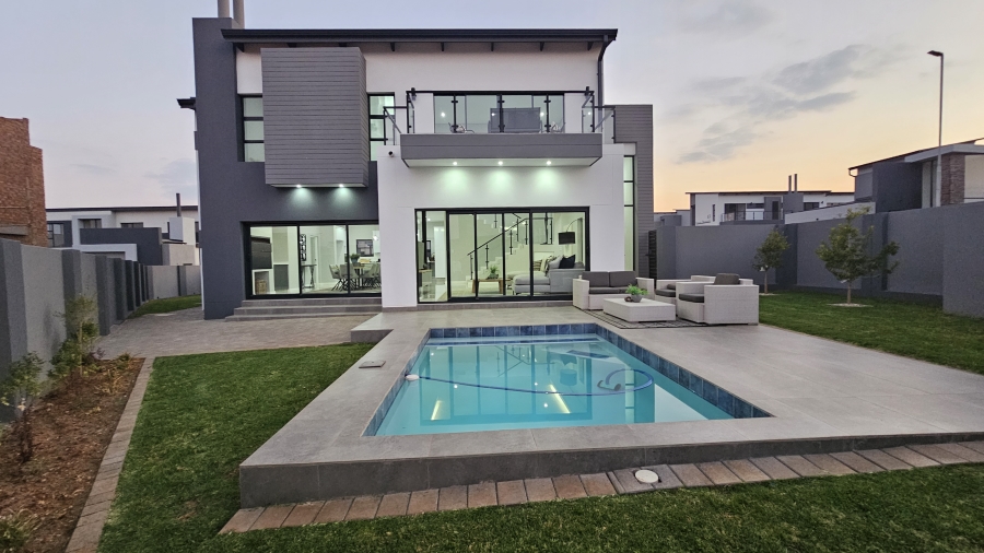 4 Bedroom Property for Sale in Fountainbrook Estate Gauteng