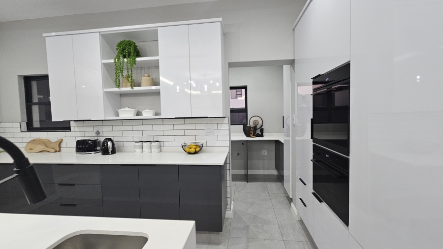 4 Bedroom Property for Sale in Fountainbrook Estate Gauteng