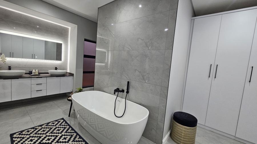 4 Bedroom Property for Sale in Fountainbrook Estate Gauteng
