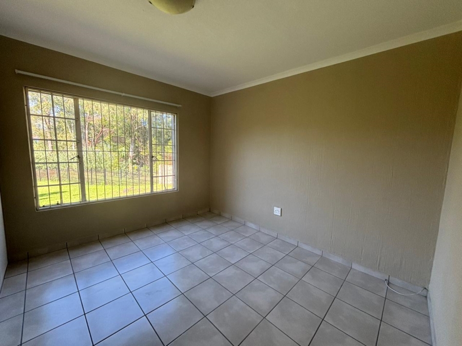 2 Bedroom Property for Sale in Wilgeheuwel Gauteng