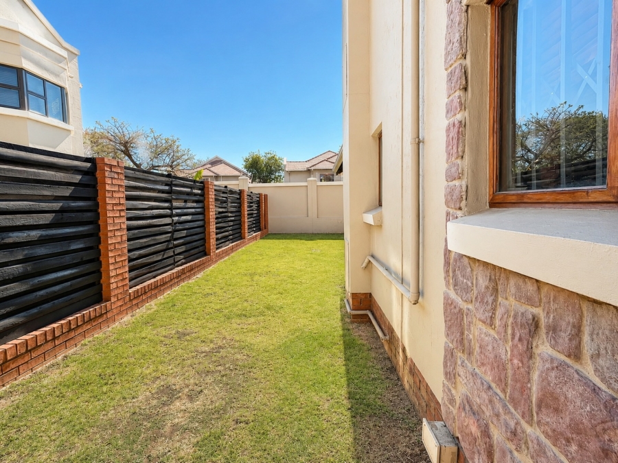 To Let 3 Bedroom Property for Rent in Meyersdal Gauteng