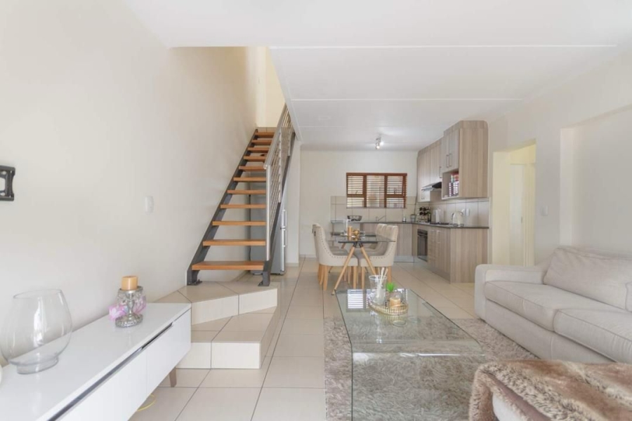 To Let 3 Bedroom Property for Rent in Barbeque Downs Gauteng