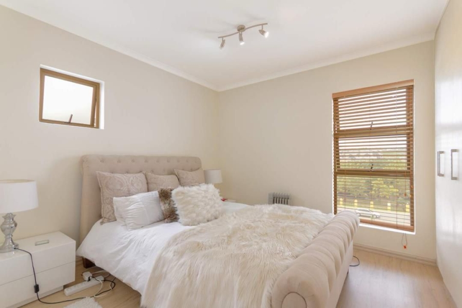 To Let 3 Bedroom Property for Rent in Barbeque Downs Gauteng